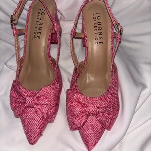 Journee Collection Pink Pointed-Toe Slingback Heels with Bow
